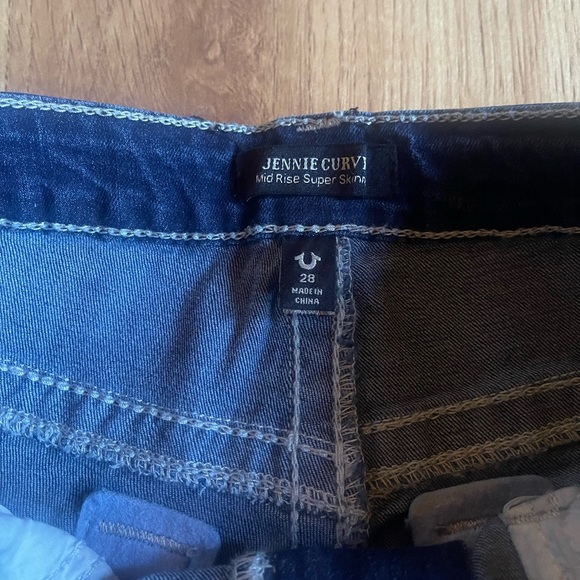 NWT True Religion Jennie Curvy Mid Rise Super Skinny Jeans - Picture 5 of 8